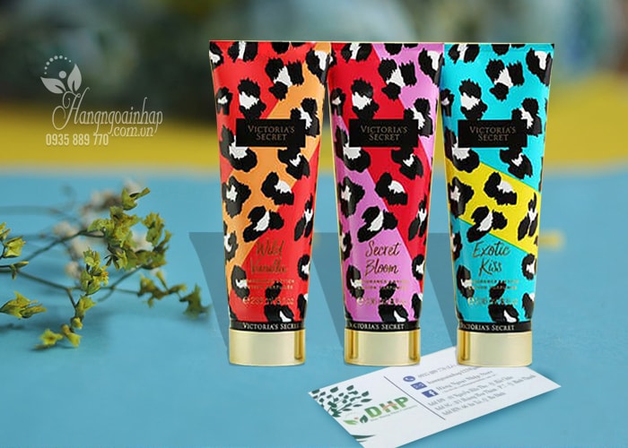 duong-the-toan-than-huong-nuoc-hoa-victoriae28099s-secret-fragrance-lotion-236-ml-1 Dưỡng thể hương nước hoa Victoria’s Secret Fragrance Lotion 236ml