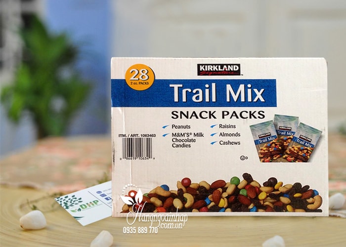 hat-va-trai-cay-tong-hop-kirkland-trail-mix-snack-packs-28-goi-1 Hạt và trái cây tổng hợp Kirkland Trail Mix Snack Packs 28 gói từ Mỹ